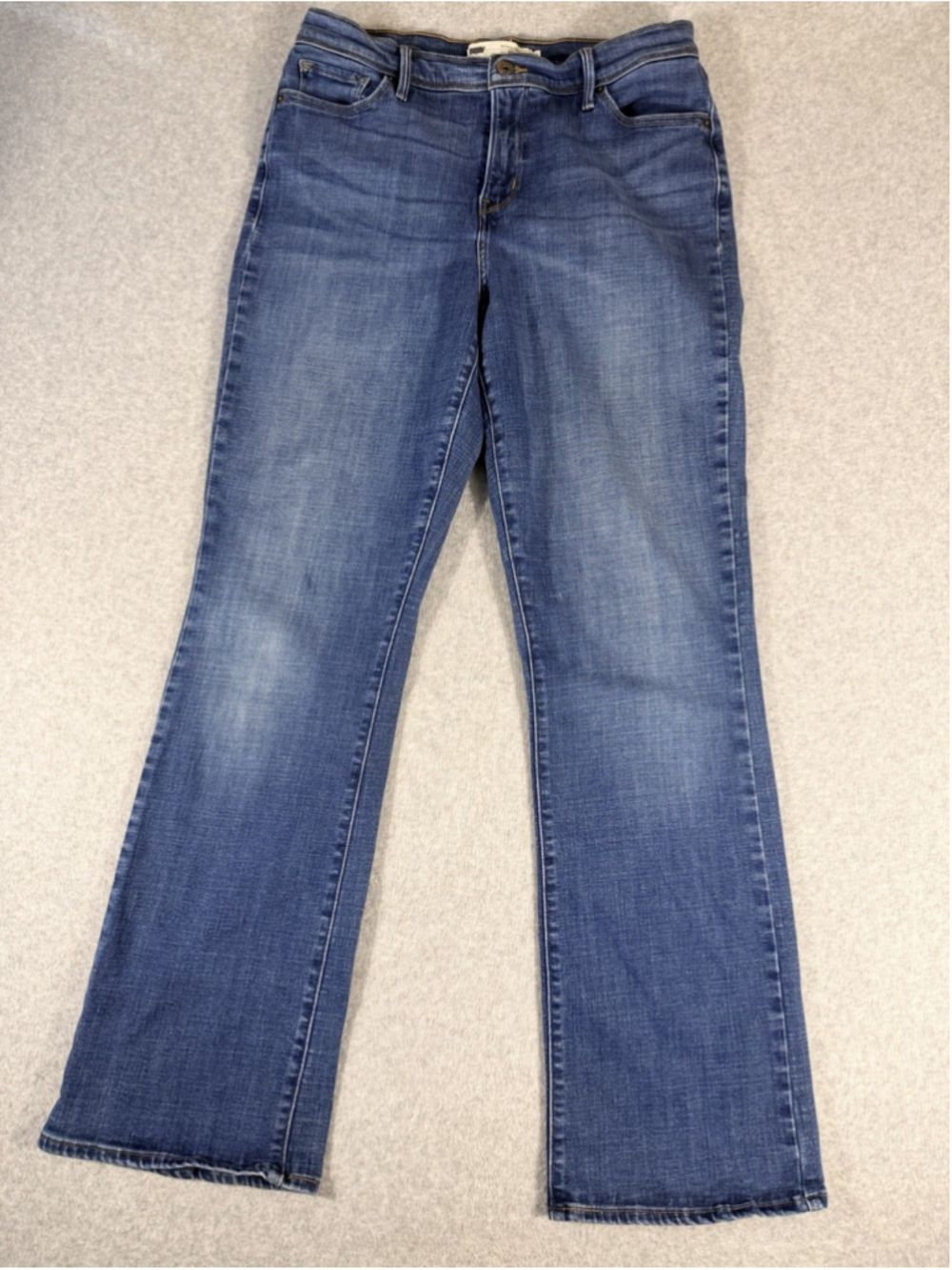 Levi’s 512 Perfectly Slimming Bootcut Jeans – Women’s Size 12M (W31 L32)
